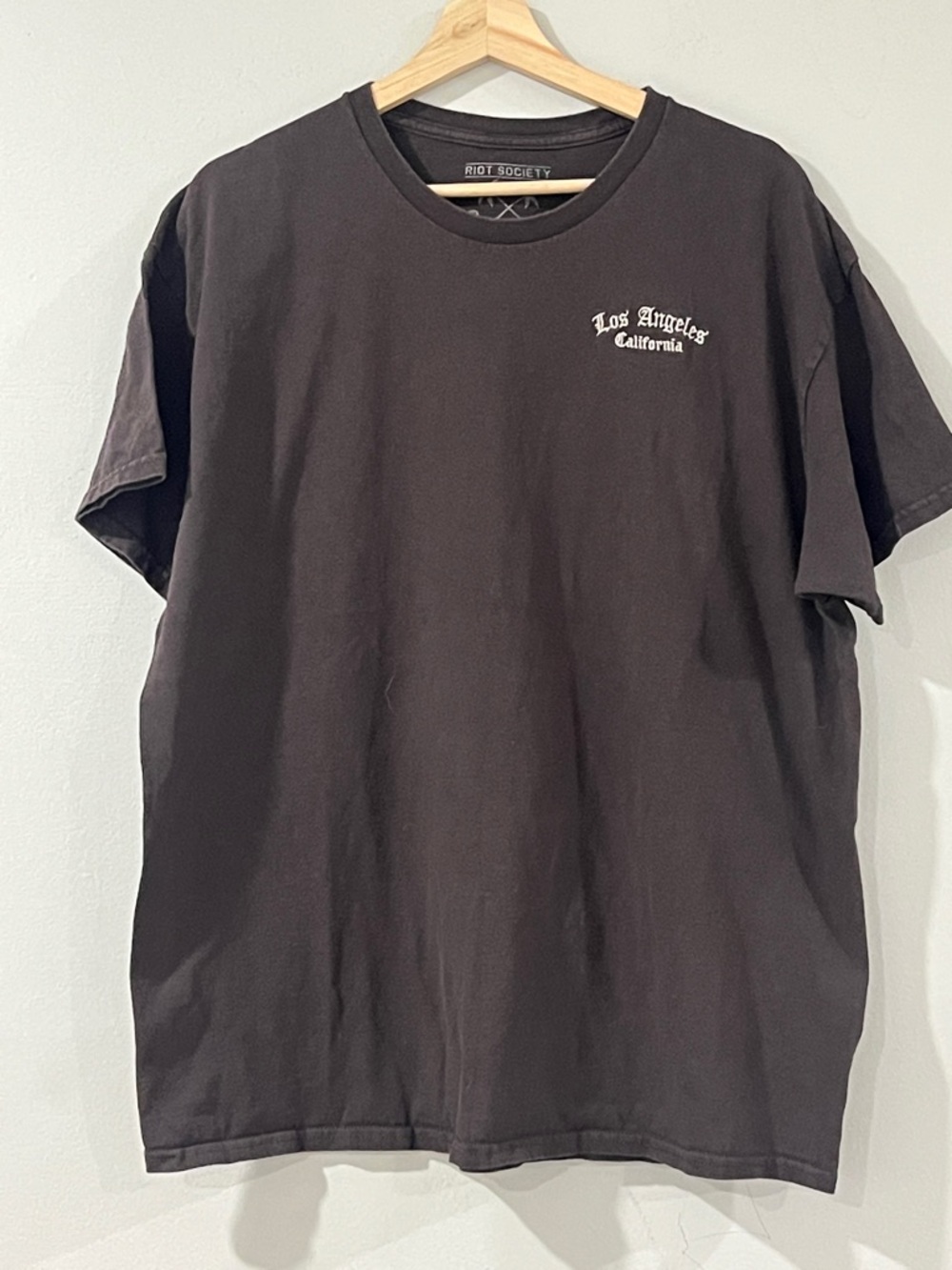 Riot Society Vintage Black Los Angeles California Chest Graphic Tee